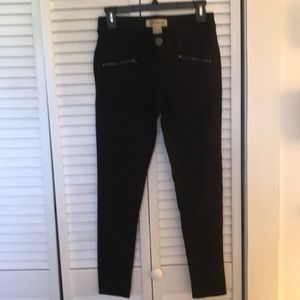 Democracy Black Pants with stretch and narrow at Ankles